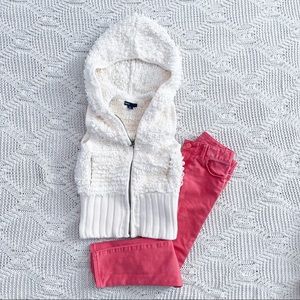 Gap Kids Girl’s Cream Zip Up Hoodie Vest Size 8